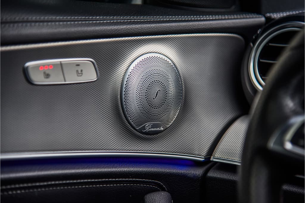 Mercedes-Benz E-Klasse 200 AMG Line Upgrade Edition thumbnail 25