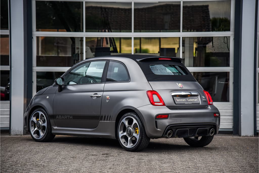 Fiat 500C 1.4 T-Jet Abarth Turismo 70th Anniversary thumbnail 3