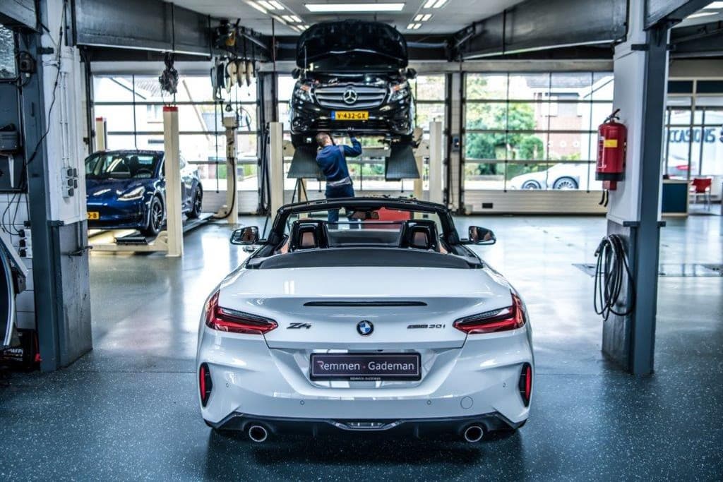 Mercedes-Benz AMG GT 4.0 R thumbnail 28