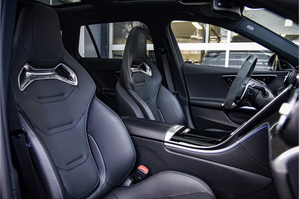 Mercedes-Benz C-Klasse Estate AMG 63 S E Performance Night Edition thumbnail 22