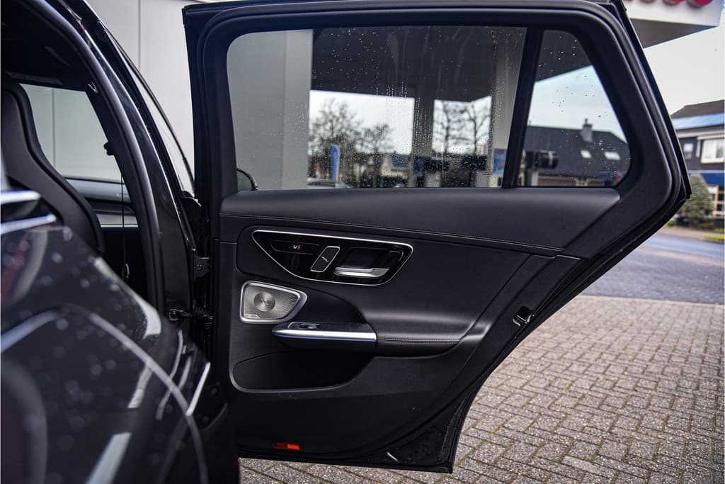 Mercedes-Benz C-Klasse Estate AMG 63 S E Performance Night Edition thumbnail 26