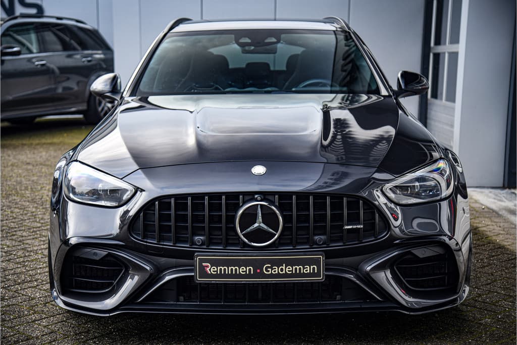 Mercedes-Benz C-Klasse Estate AMG 63 S E Performance Night Edition thumbnail 31