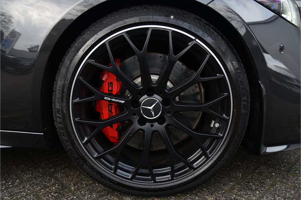 Mercedes-Benz C-Klasse Estate AMG 63 S E Performance Night Edition thumbnail 6