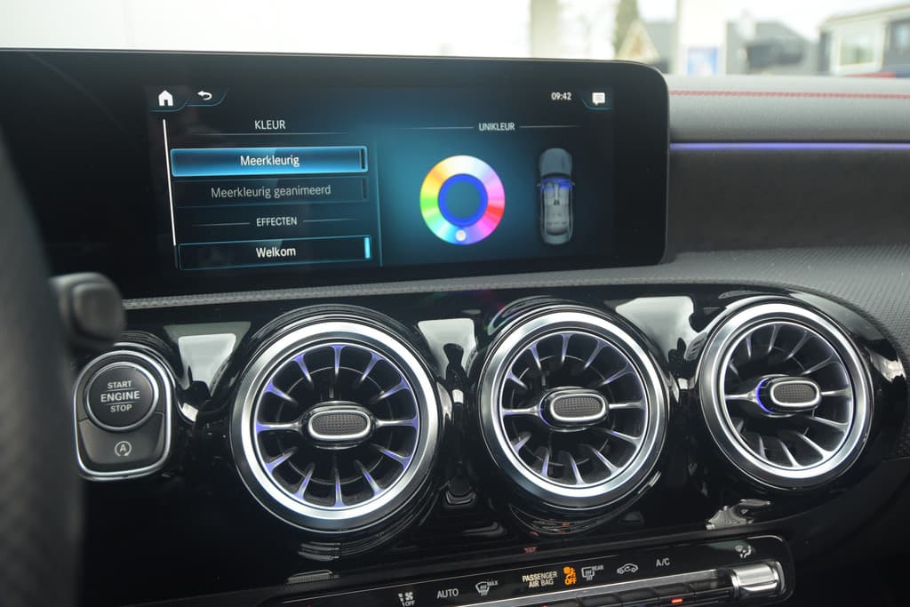 Mercedes-Benz CLA-Klasse 250 AMG Line Premium Plus thumbnail 12