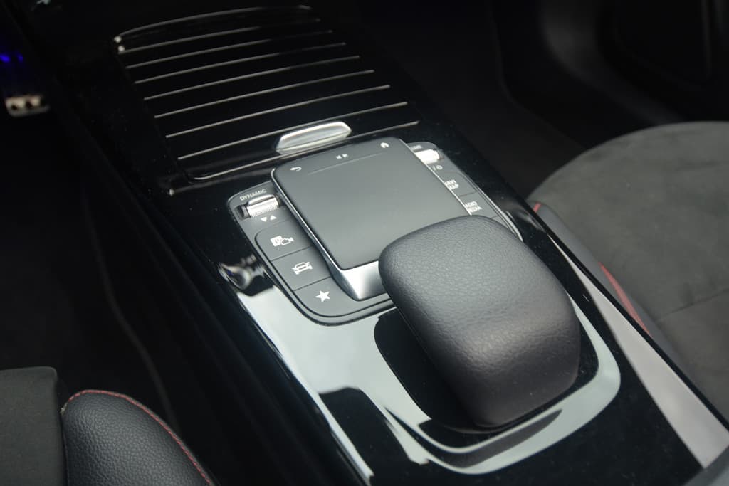 Mercedes-Benz CLA-Klasse 250 AMG Line Premium Plus thumbnail 14