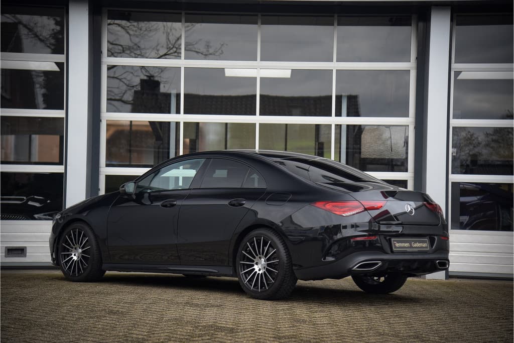 Mercedes-Benz CLA-Klasse 250 AMG Line Premium Plus thumbnail 3