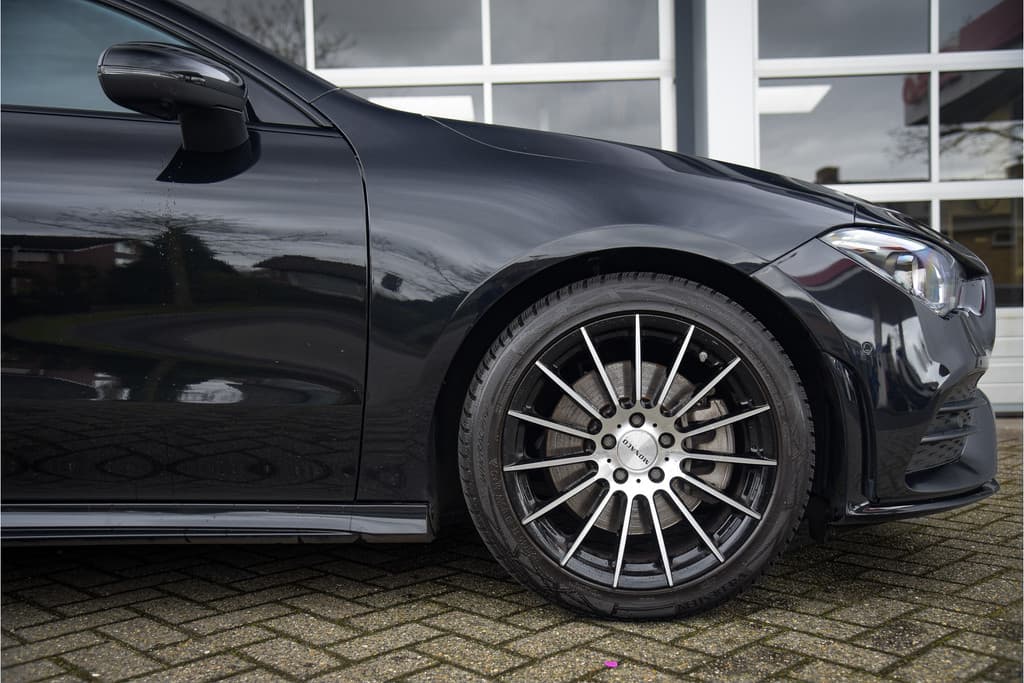 Mercedes-Benz CLA-Klasse 250 AMG Line Premium Plus thumbnail 5