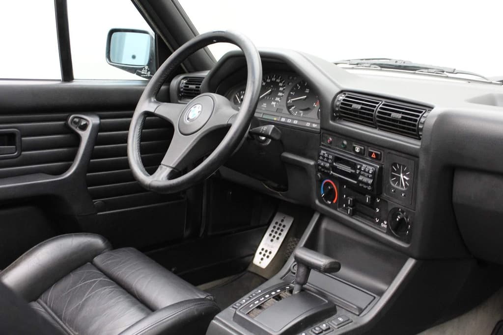 BMW 3 Serie Cabrio E30 320i thumbnail 6