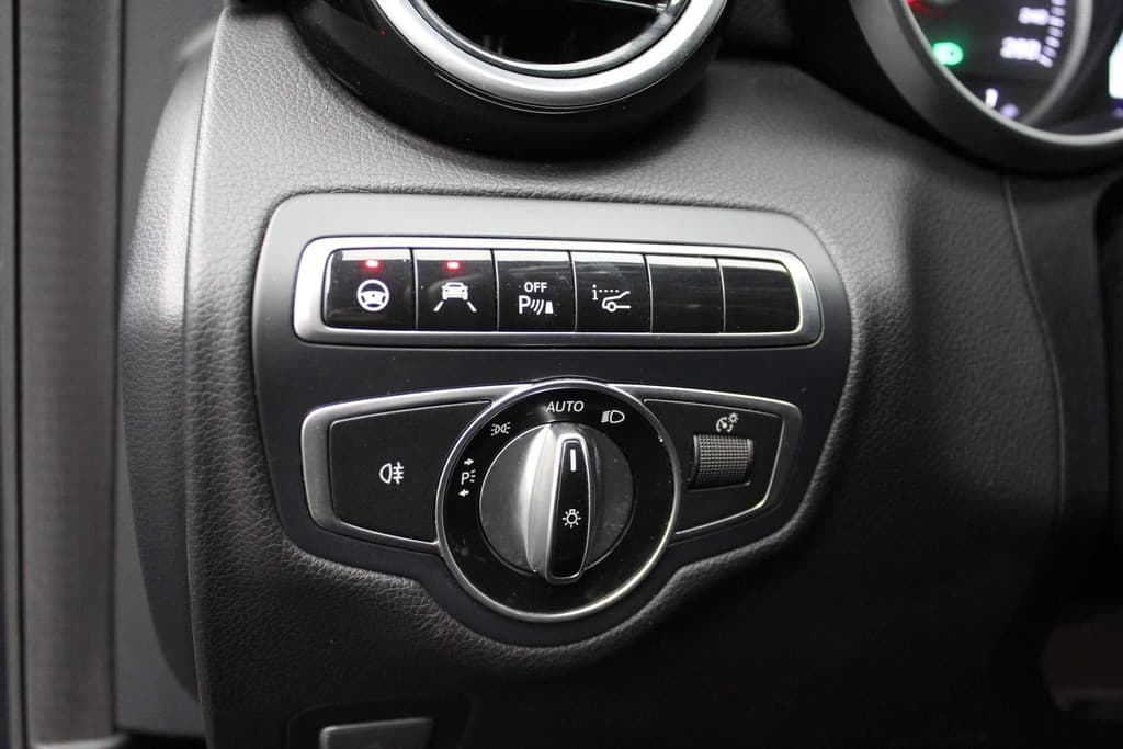 Mercedes-Benz C-Klasse Estate 250 Prestige thumbnail 26