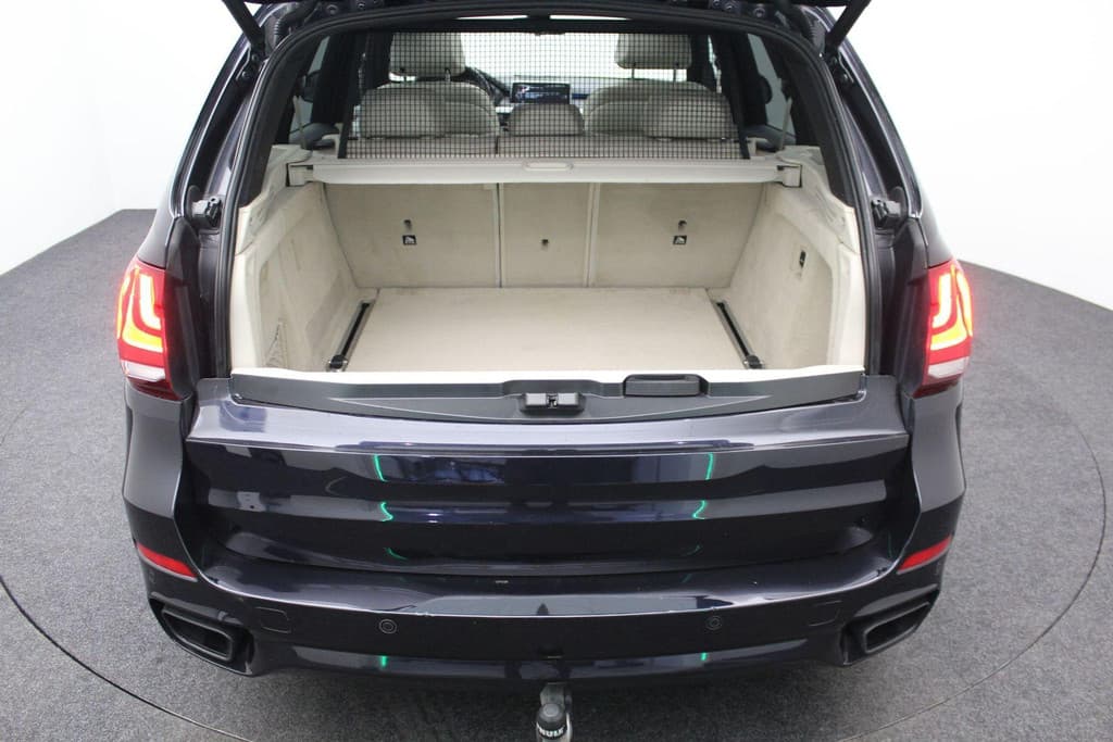 BMW X5 M50d thumbnail 16