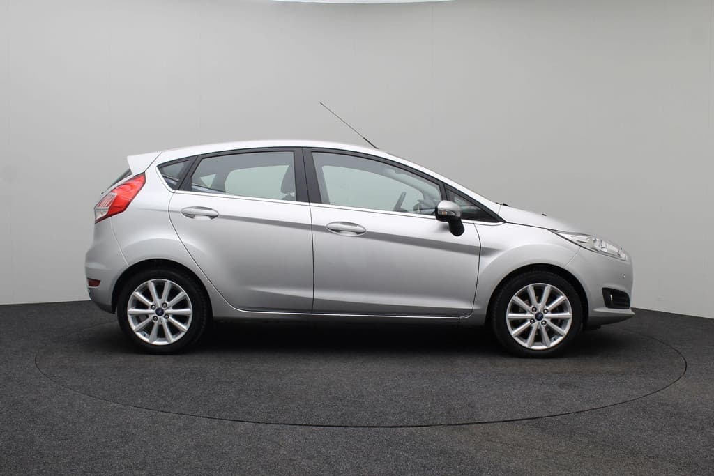 Ford Fiesta 1.0 EcoBoost Titanium thumbnail 11