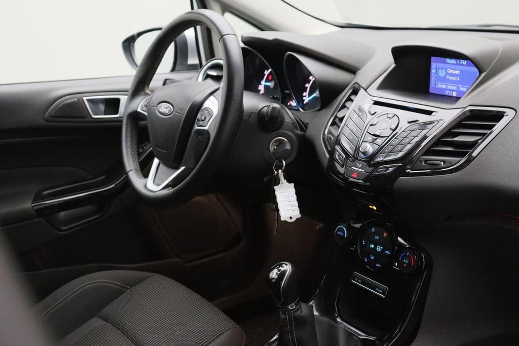 Ford Fiesta 1.0 EcoBoost Titanium thumbnail 20