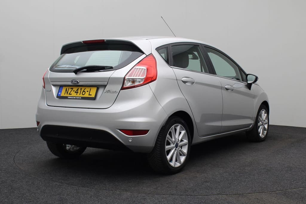 Ford Fiesta 1.0 EcoBoost Titanium thumbnail 3