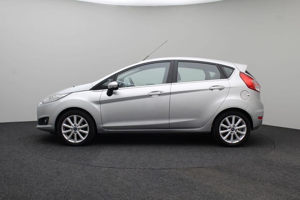 Ford Fiesta 1.0 EcoBoost Titanium thumbnail 5