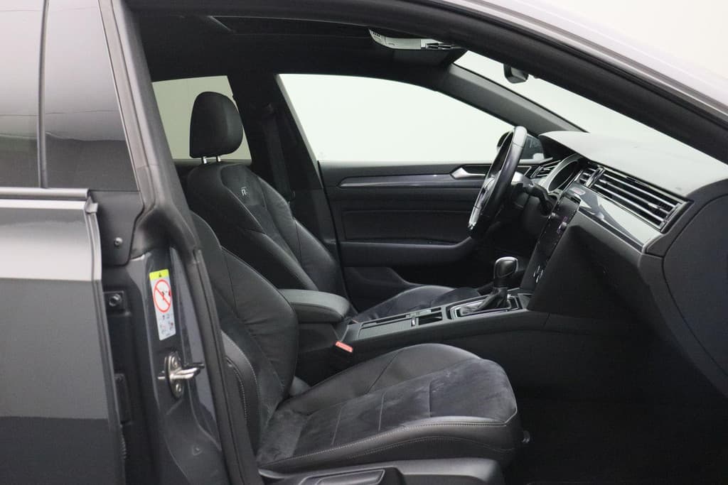Volkswagen Arteon 2.0 TSI Business R Exclusive thumbnail 19
