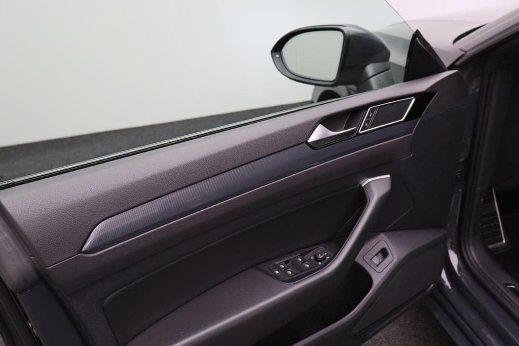 Volkswagen Arteon 2.0 TSI Business R Exclusive thumbnail 24