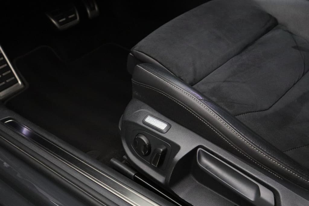 Volkswagen Arteon 2.0 TSI Business R Exclusive thumbnail 26