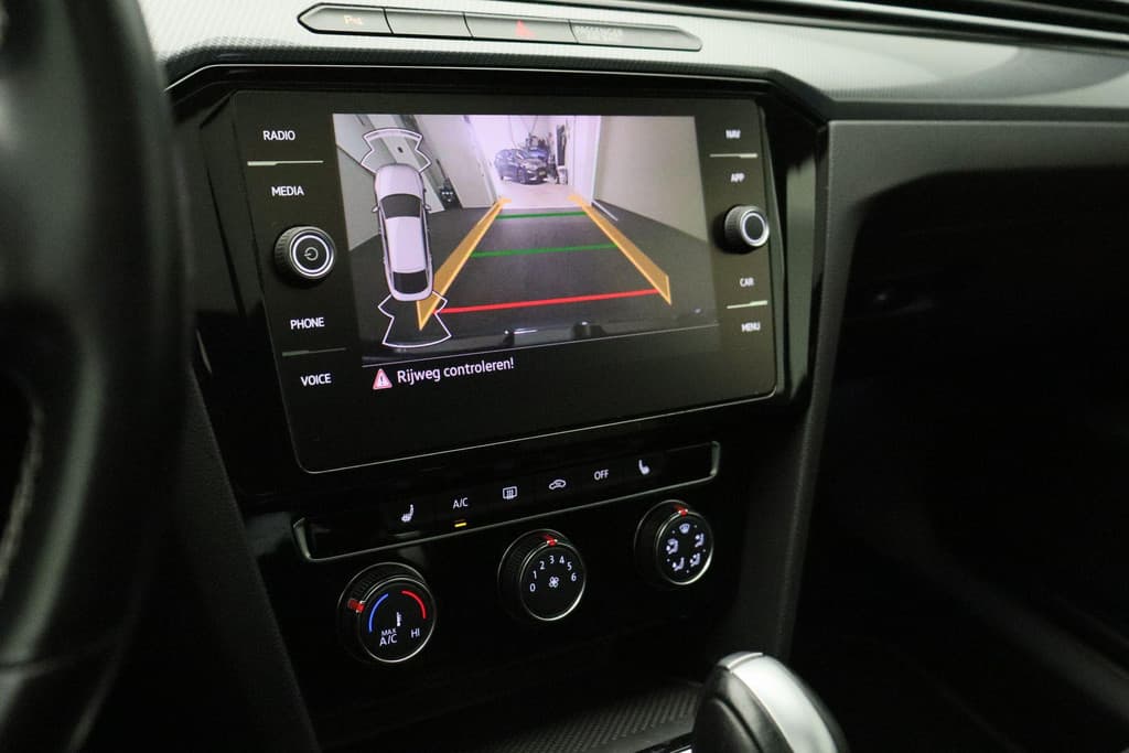 Volkswagen Arteon 2.0 TSI Business R Exclusive thumbnail 37