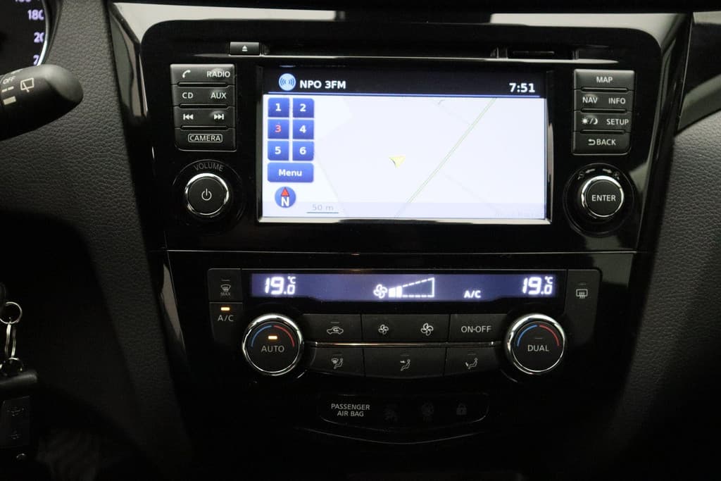 Nissan QASHQAI 1.2 N-Vision thumbnail 11