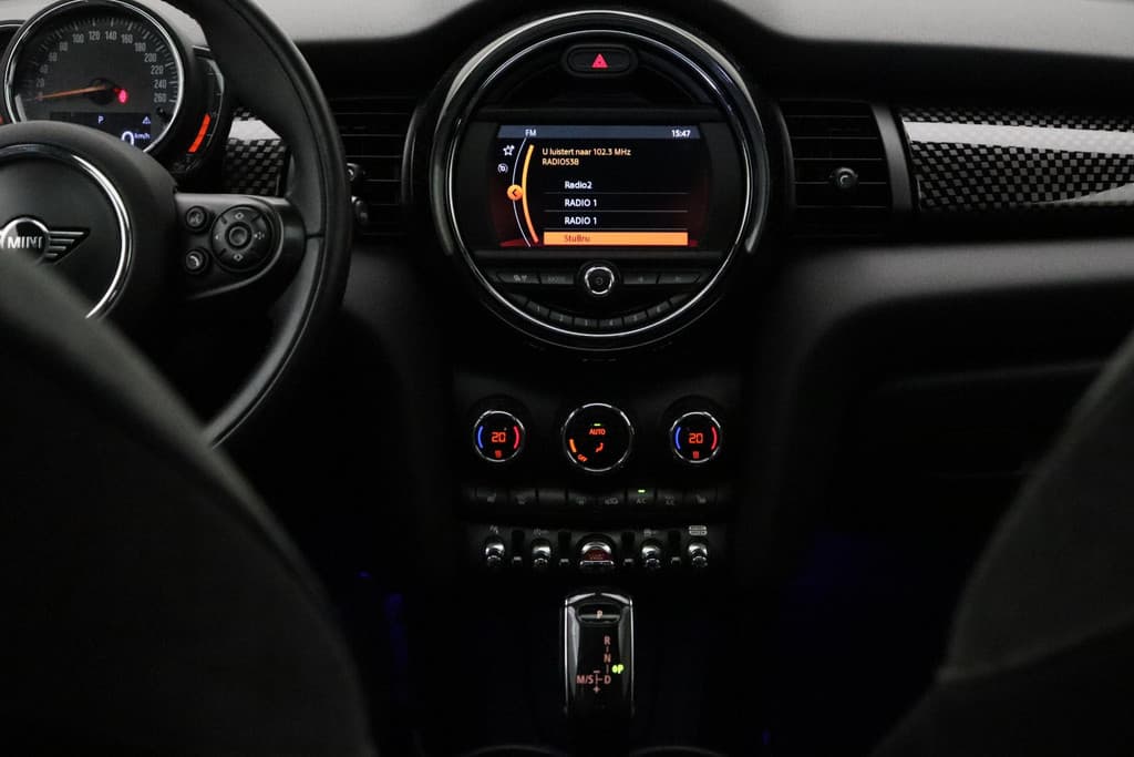 MINI Mini 2.0 Cooper S Chili thumbnail 10