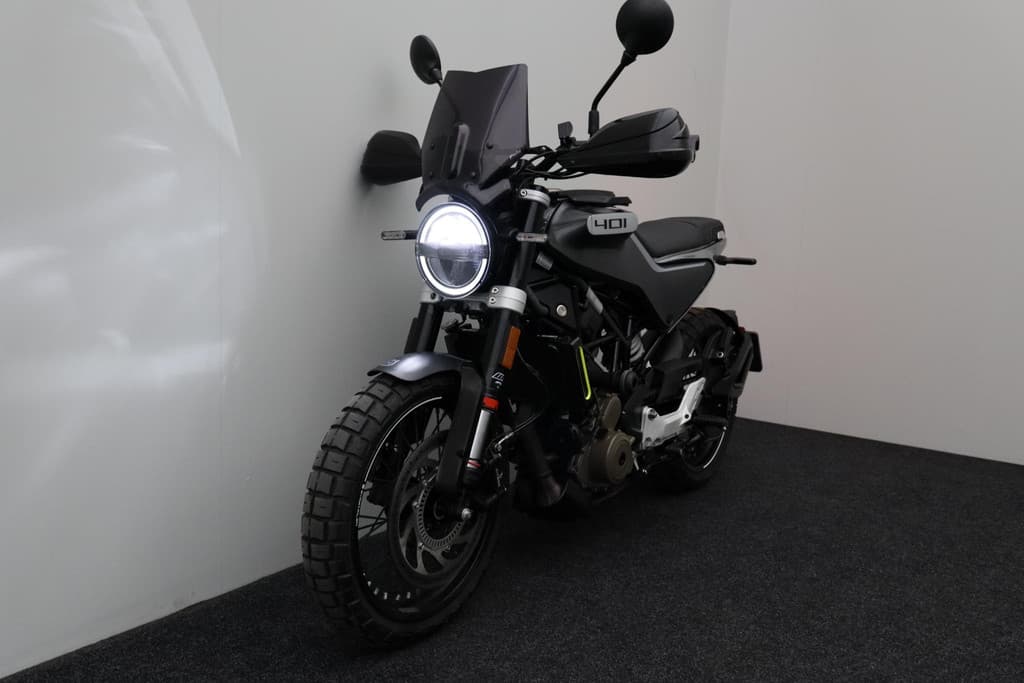 Husqvarna Onbekend Svartpilen 401 thumbnail 16