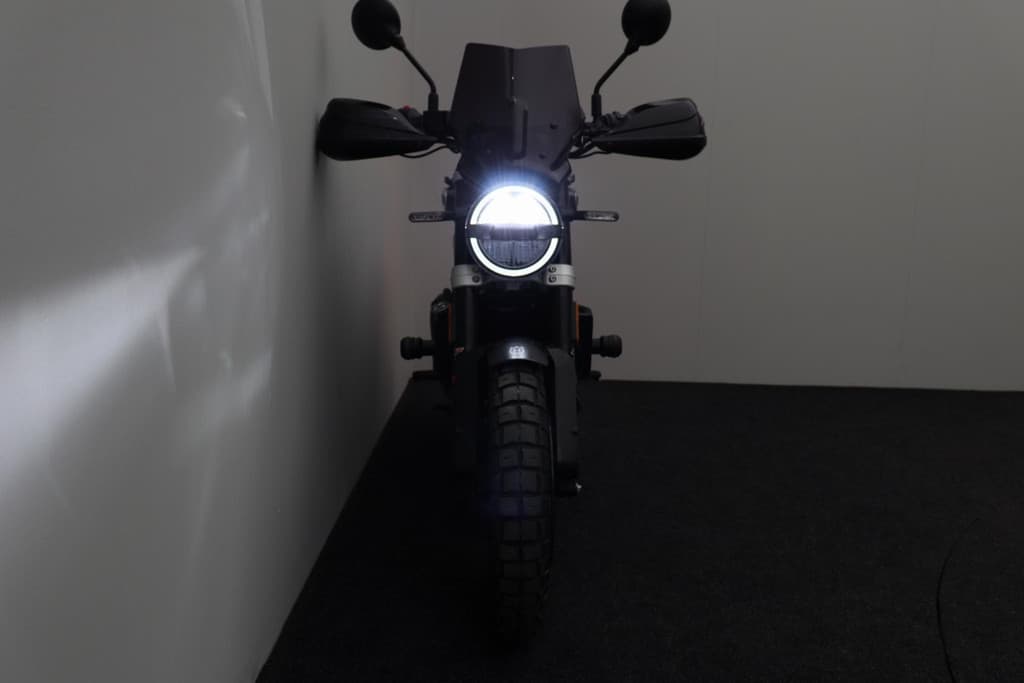 Husqvarna Onbekend Svartpilen 401 thumbnail 17