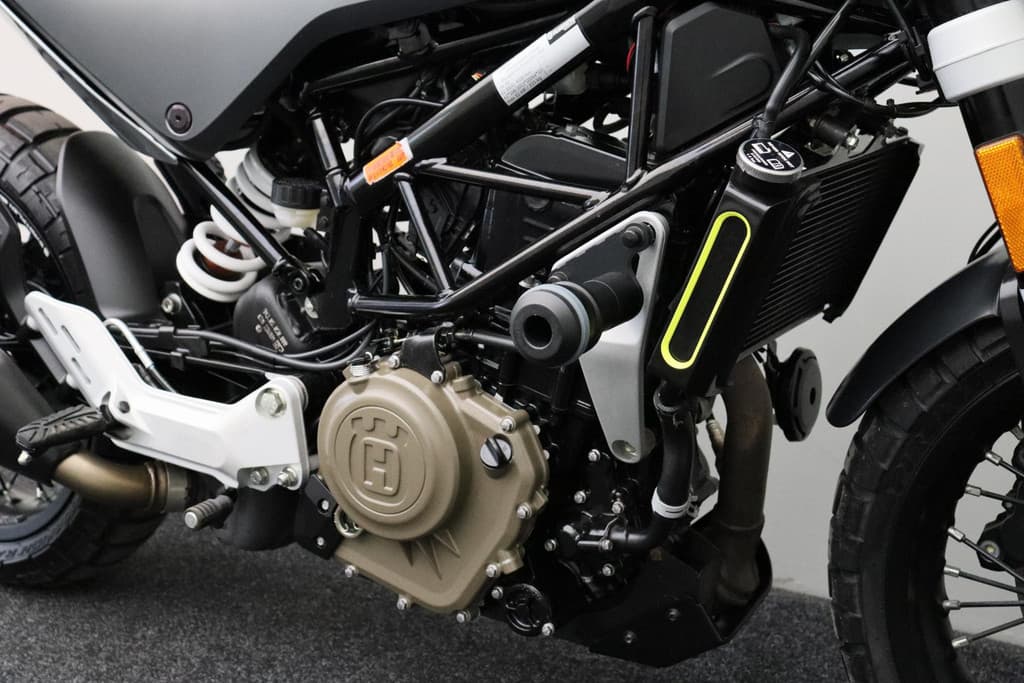 Husqvarna Onbekend Svartpilen 401 thumbnail 8