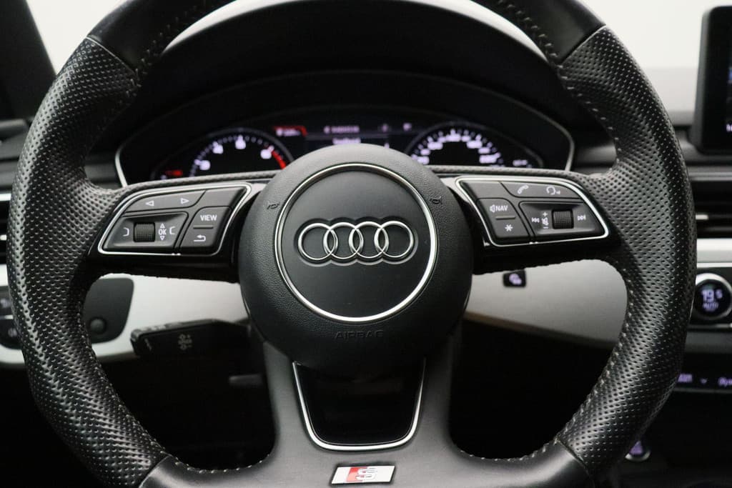 Audi A4 Limousine 1.4 TFSI S-Line Sport thumbnail 25