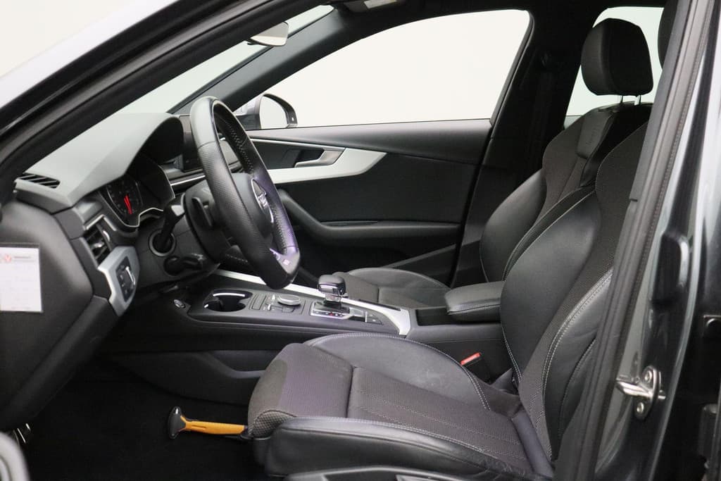 Audi A4 Limousine 1.4 TFSI S-Line Sport thumbnail 6