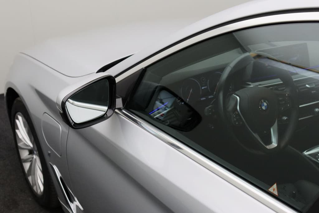 BMW 5 Serie 530e iPerformance High Executive thumbnail 15