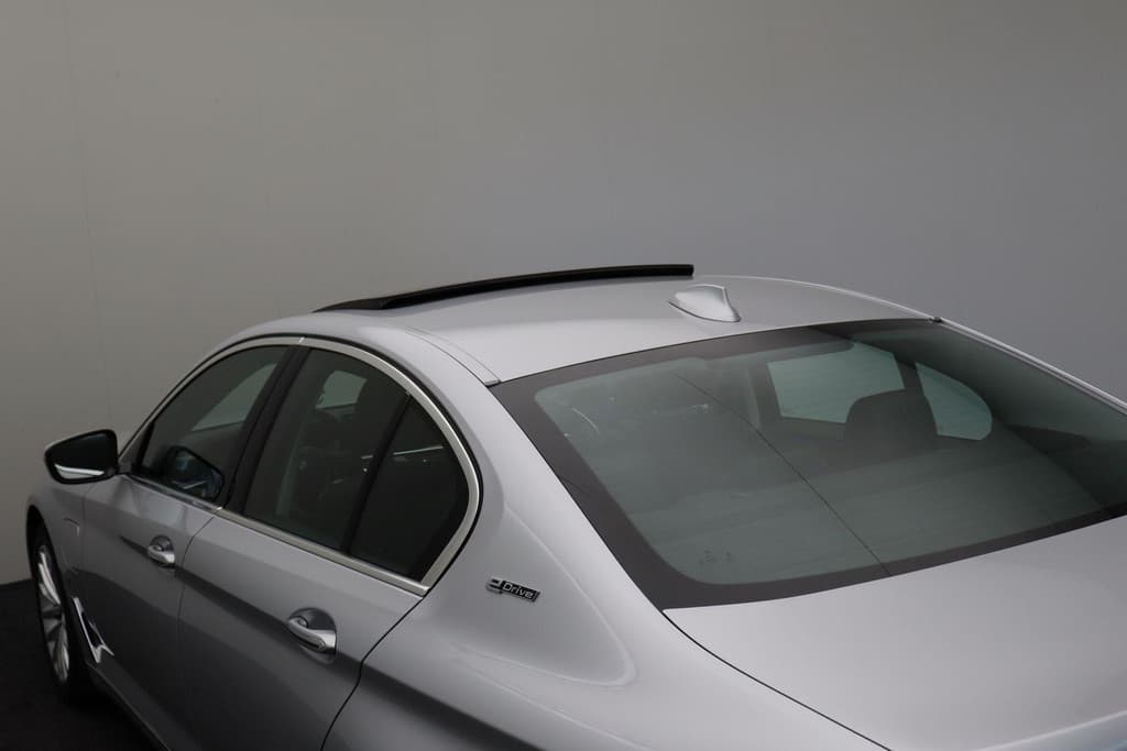 BMW 5 Serie 530e iPerformance High Executive thumbnail 25
