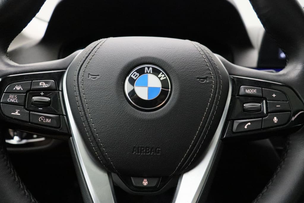 BMW 5 Serie 530e iPerformance High Executive thumbnail 35