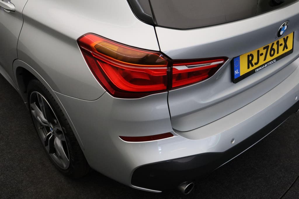 BMW X1 xDrive20i High Executive thumbnail 15