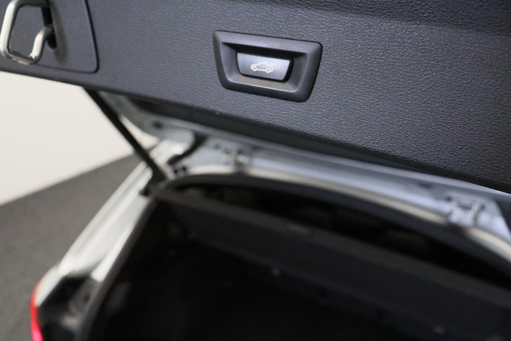 BMW X1 xDrive20i High Executive thumbnail 18