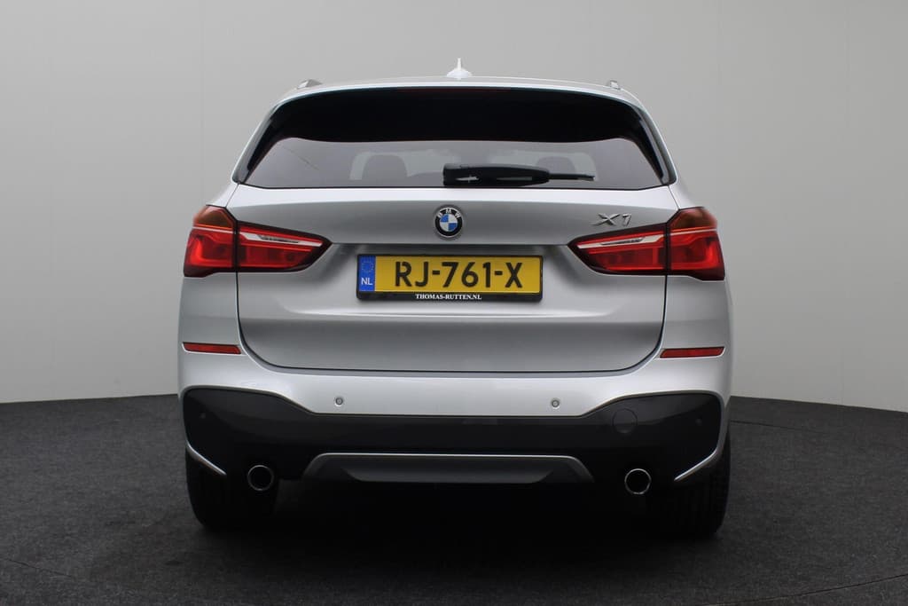 BMW X1 xDrive20i High Executive thumbnail 9