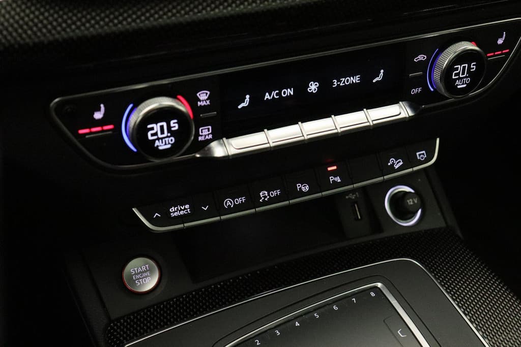 Audi Q5 3.0 TFSI SQ5 quattro thumbnail 17