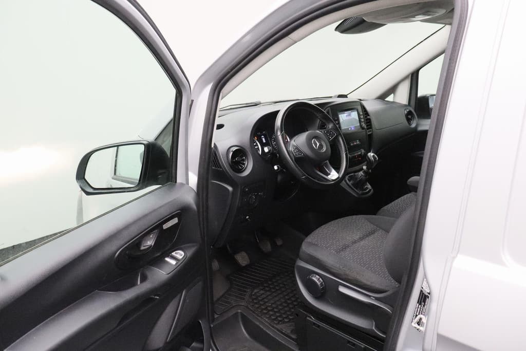 Mercedes-Benz Vito 116 CDI Lang thumbnail 2