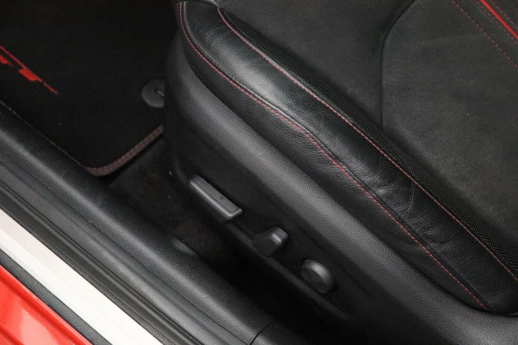 Kia ProCeed 1.6 T-GDI GT thumbnail 28