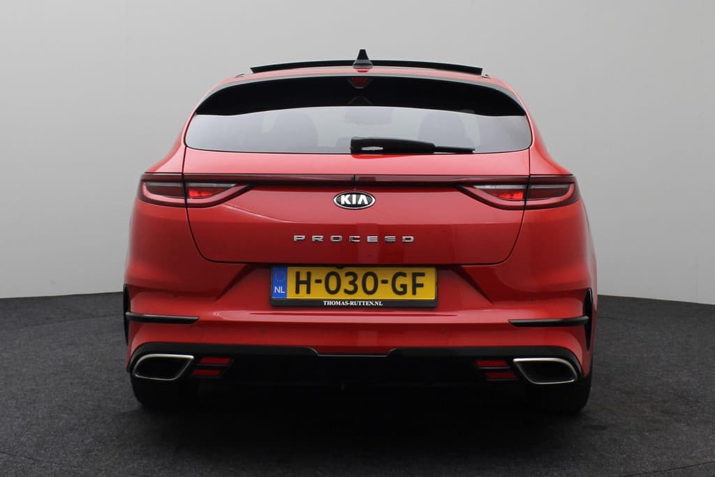 Kia ProCeed 1.6 T-GDI GT thumbnail 9