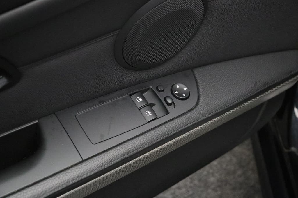 BMW 3 Serie Coupe 325i Business Line Sport thumbnail 28