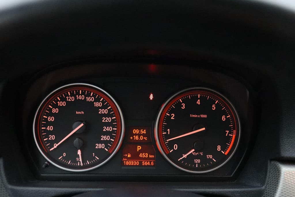 BMW 3 Serie Coupe 325i Business Line Sport thumbnail 29