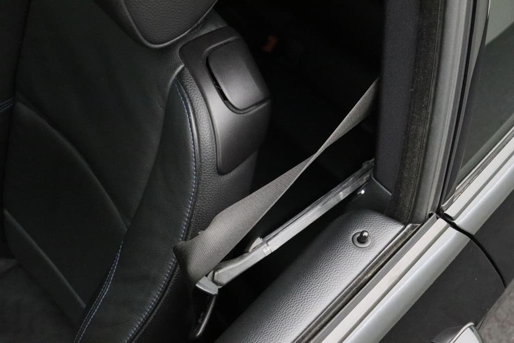 BMW 3 Serie Coupe 325i Business Line Sport thumbnail 42