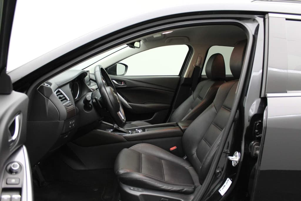 Mazda 6 Sportbreak 2.2D SkyActiv-D 175 GT-M thumbnail 6