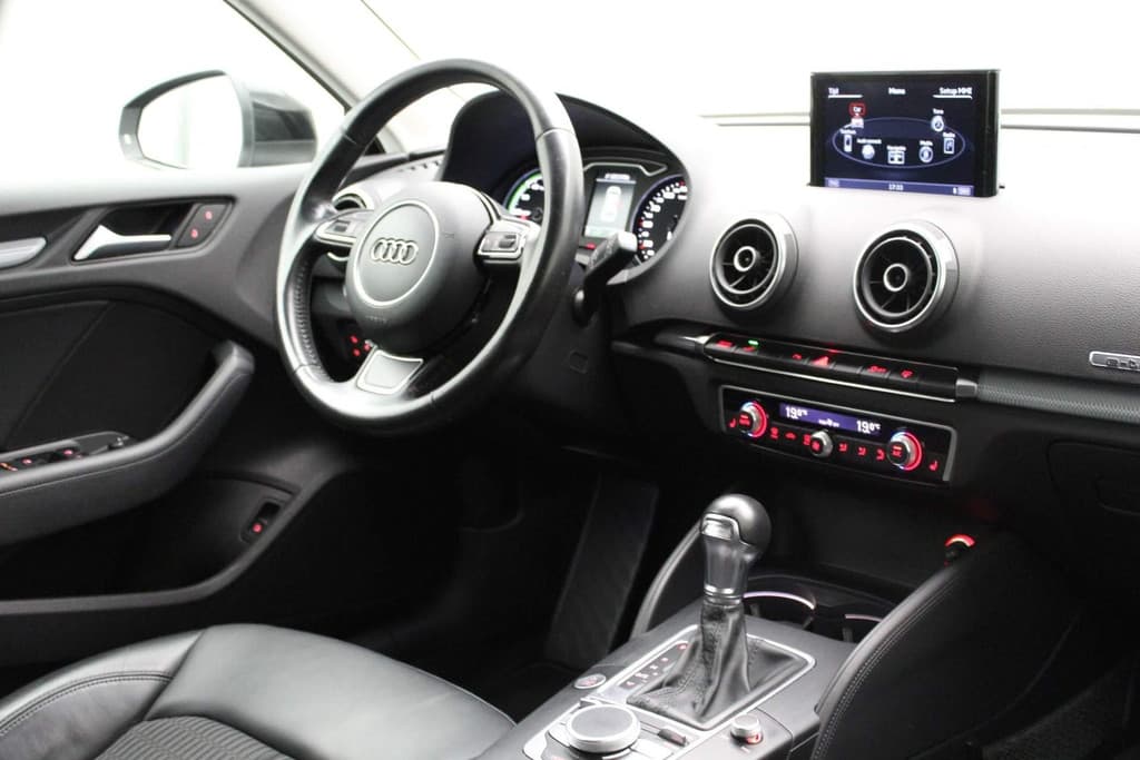 Audi A3 Sportback 1.4 e-tron PHEV Attraction Pro Line plus thumbnail 19