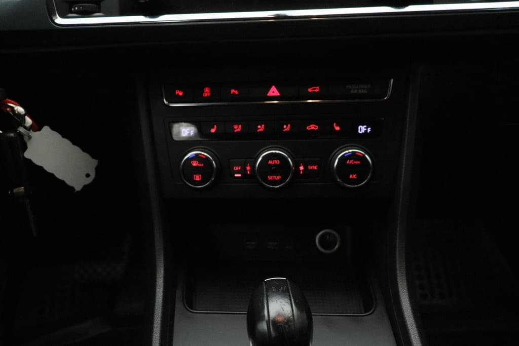 SEAT Ateca 1.5 TSI Style Business Intense thumbnail 18