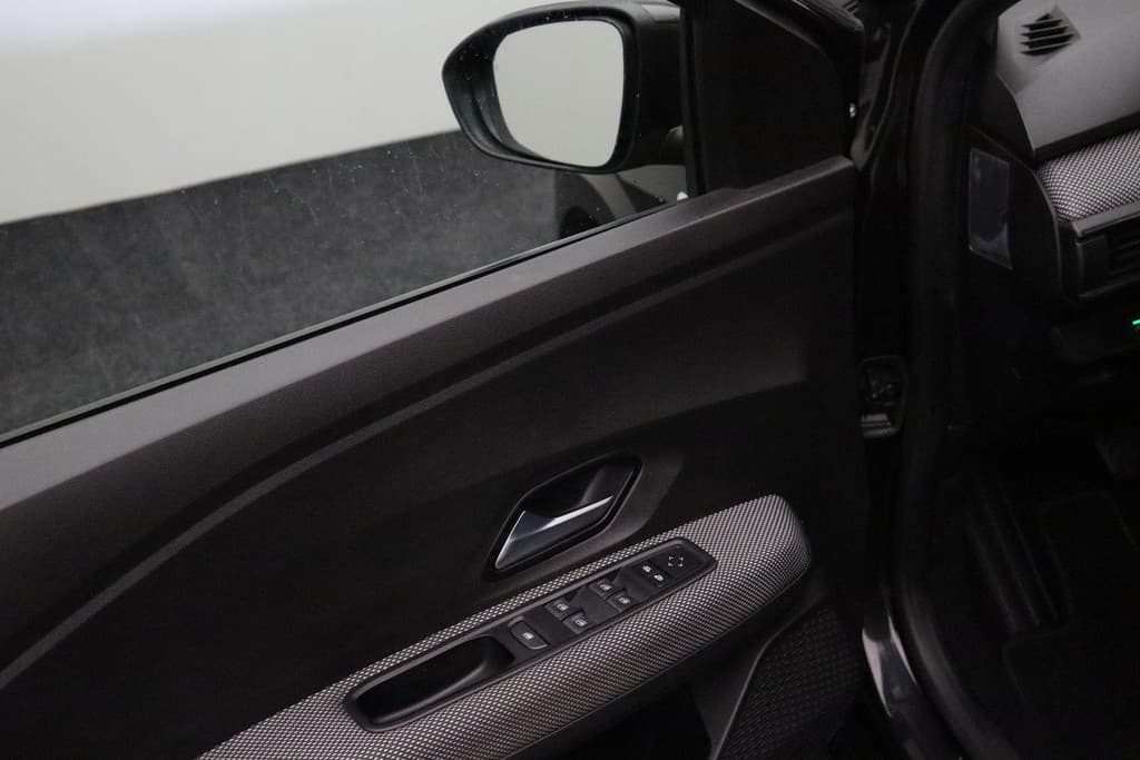 Dacia SANDERO Stepway 1.0 TCe 100 Bi-Fuel Comfort thumbnail 12