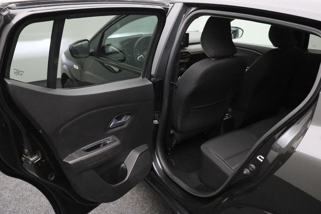 Dacia SANDERO Stepway 1.0 TCe 100 Bi-Fuel Comfort thumbnail 18