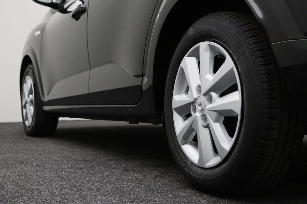 Dacia SANDERO Stepway 1.0 TCe 100 Bi-Fuel Comfort thumbnail 29