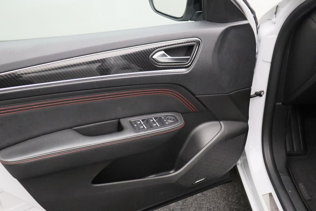 Renault Arkana 1.6 E-Tech Hybrid 145 R.S. Line thumbnail 25