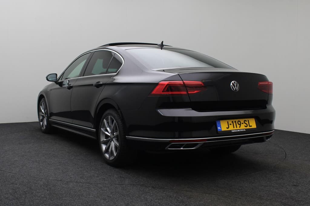 Volkswagen Passat 2.0 TSI R-Line Business + thumbnail 9